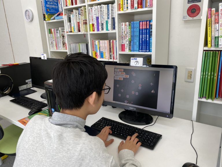 キッズプログラミング教室の卒業制作が佳境です！