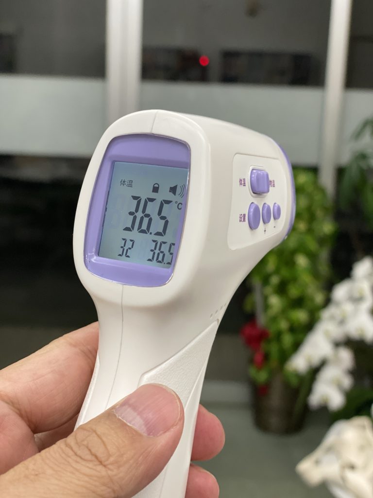 ３つの密な場所を避けて、新型コロナの感染拡大防止を！　