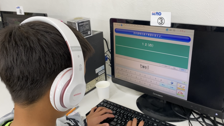 明日から新年度！　生徒たちが自分から積極的に先の学年の予習を始めてくれています！