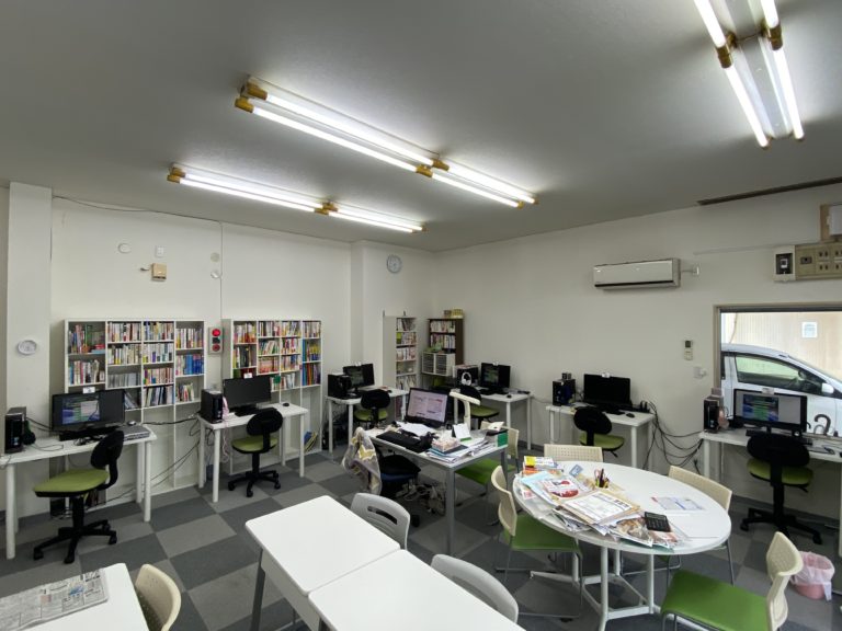 GW休みを利用してレイアウトの変更と、自宅学習者に向けての学習環境構築の支援を行いました！