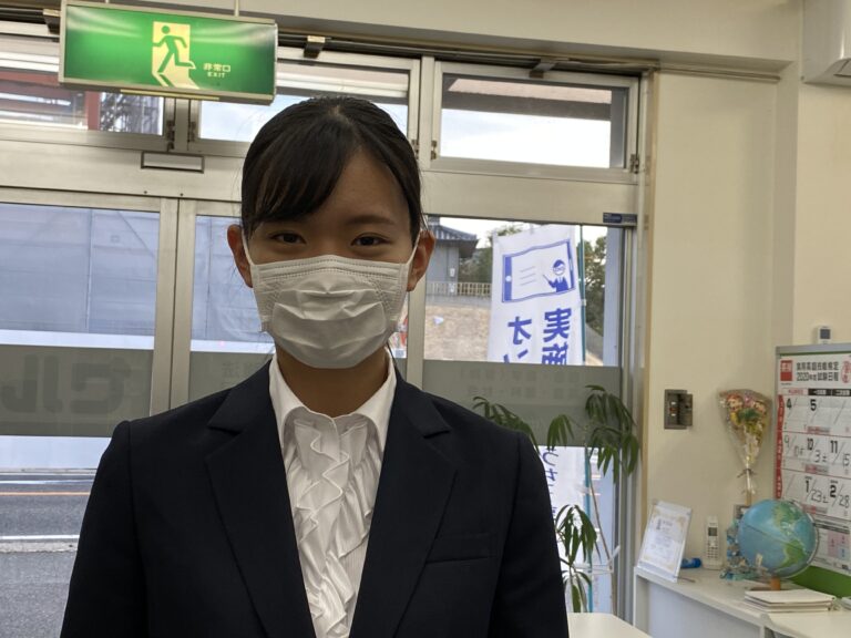 高校卒業からわずか２週間ですが、すっかり社会人になっていました！