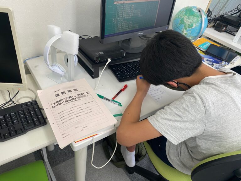 課題研究のテーマってどうやって決めたらいいですか？　それならまずは、方眼ノートだね！