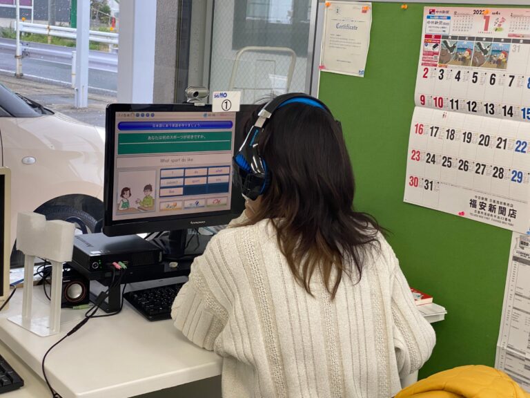 英語をお子さんと一緒に学んでくれています！　～大人の学び直しの支援をはじめました～