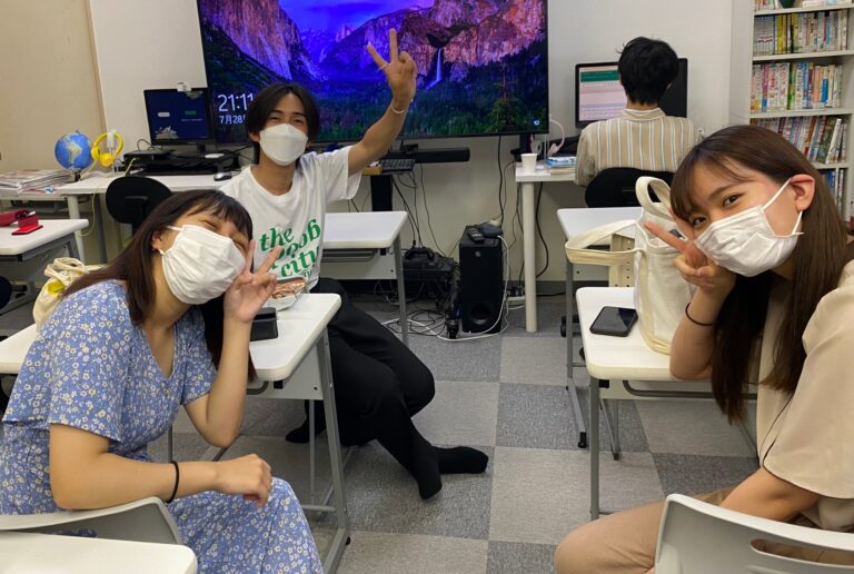 卒塾生３人が、三人三様の近況を笑顔で報告してくれました！