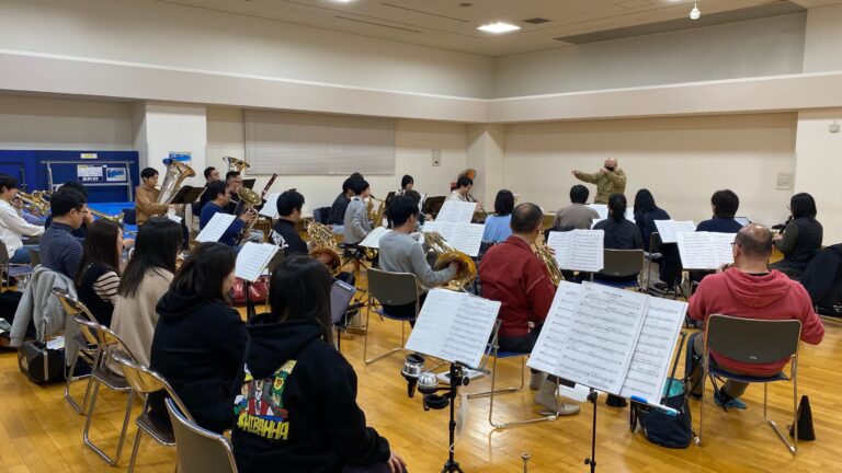 休日は、趣味の吹奏楽のお話を 　～卒塾生と一緒に練習できました！～