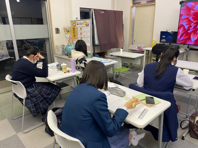 GWが終わったら、高校は一気にテストモードに！初めての中間テストに向けて頑張ってくれています！