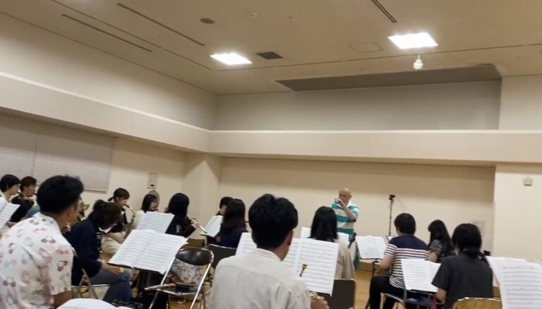 休日は、趣味の吹奏楽のお話を 　～12月の演奏会の曲が発表になりました～