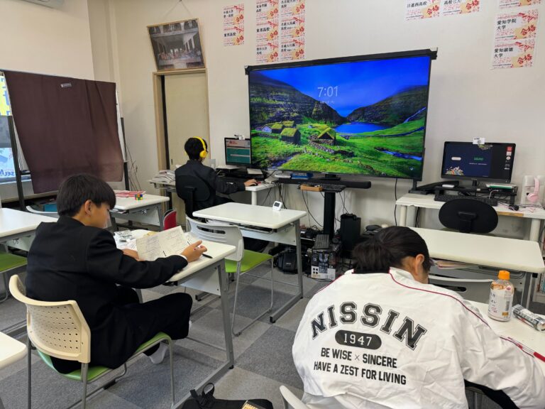 日進西中学校２学期期末テスト初日、恒例の早朝学習会を実施しました！