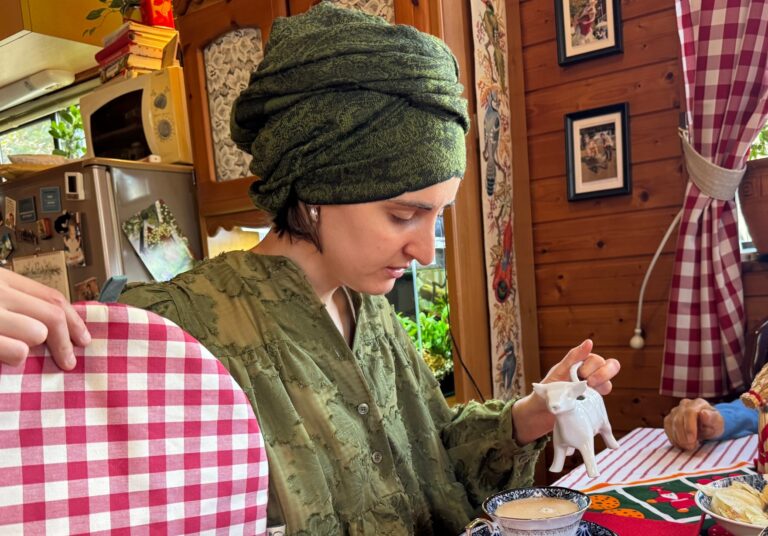 木曜は英会話の日！　サナ先生の自宅でクリスマス・ティーパーティーでした！