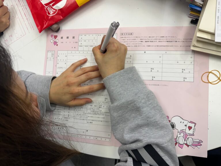 10年前～6年前までの卒塾生が相次いで訪問してくれました！おめでたい報告も数多くうれしかったですね！