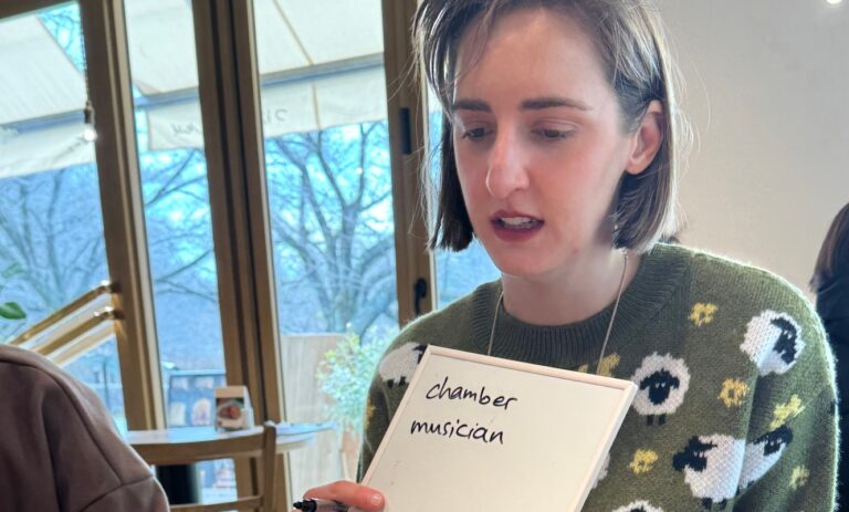 木曜は英会話の日！　気分を変えて、おしゃれなカフェでのレッスンでした！