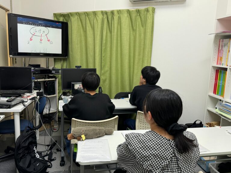 塾内オンライン予備校「R塾」によるトライアル春期講座がスタートです！