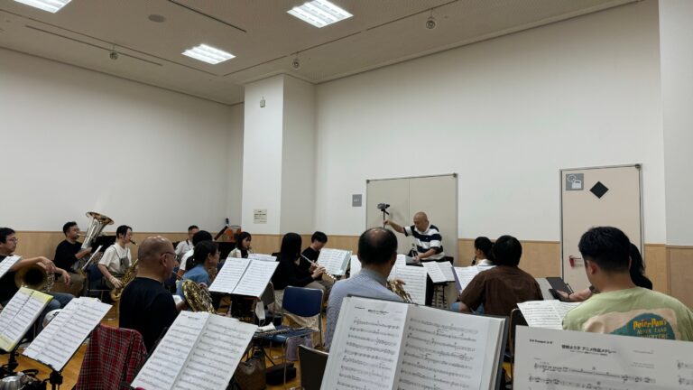 休日は、趣味の吹奏楽のお話を 　～日進西中のホール練習を聴いてからの練習参加でした！～