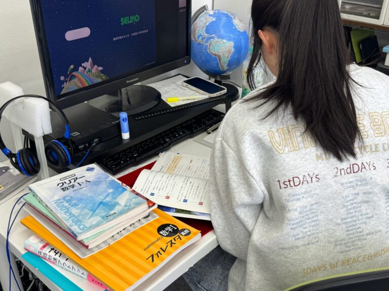 春期講習スタート！　新中３生や新高１生がガッツリ集中してくれています！