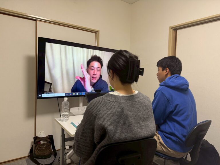 今年も塾内オンライン予備校「R塾」によるトライアル春期講座がスタートです！