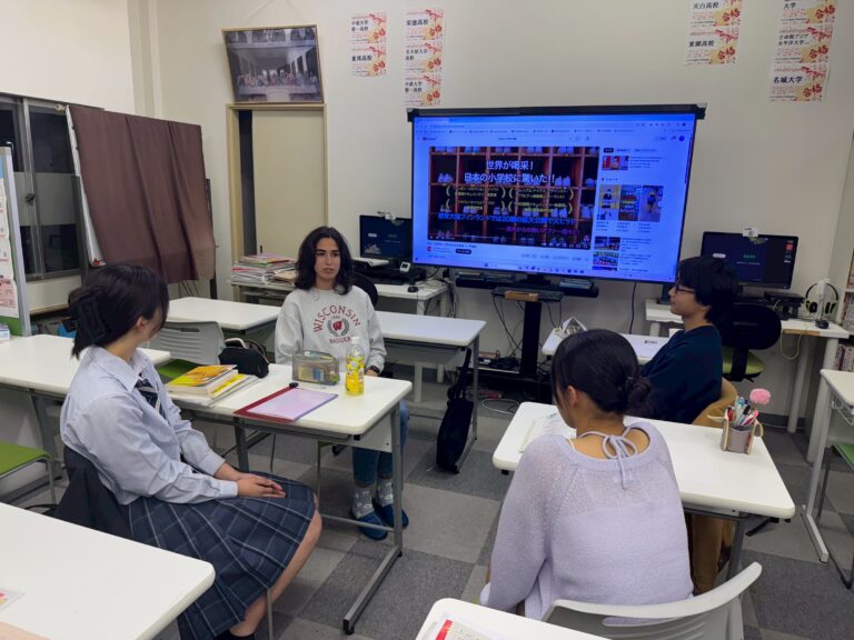 生徒のお宅にホームステイ中の留学生が来訪！～生徒たちと異文化交流会を実施しました～