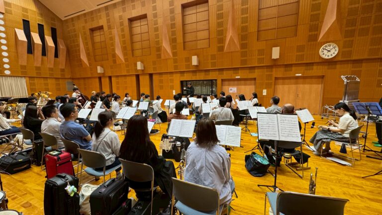 休日は、趣味の吹奏楽のお話を 　～本番指揮の井村先生による最初の練習でした！～