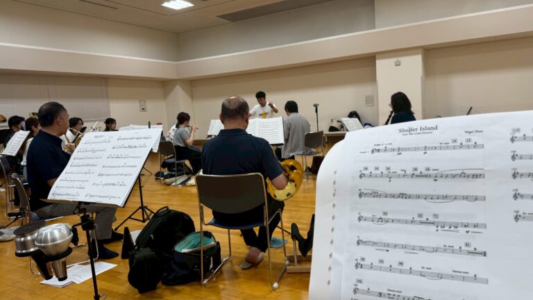 休日は、趣味の吹奏楽のお話を 　～年末の演奏会に向けての練習です～