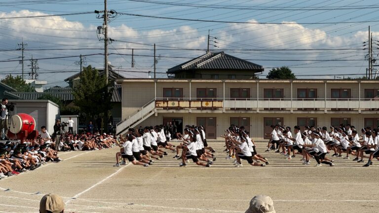 日進中学校　体育大会に行ってきました！今年で40年目の「エッサッサ」です！